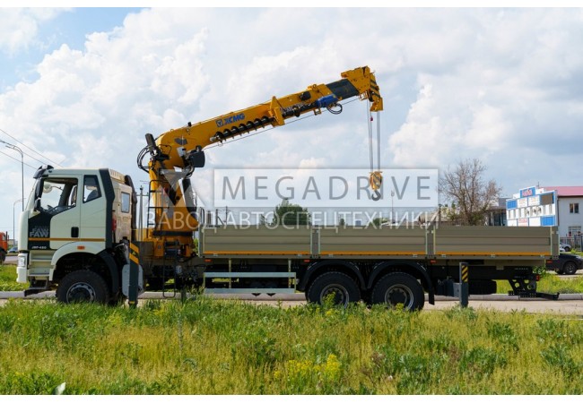 Манипулятор XCMG_QQS200-6 на шасси FAW 6x6