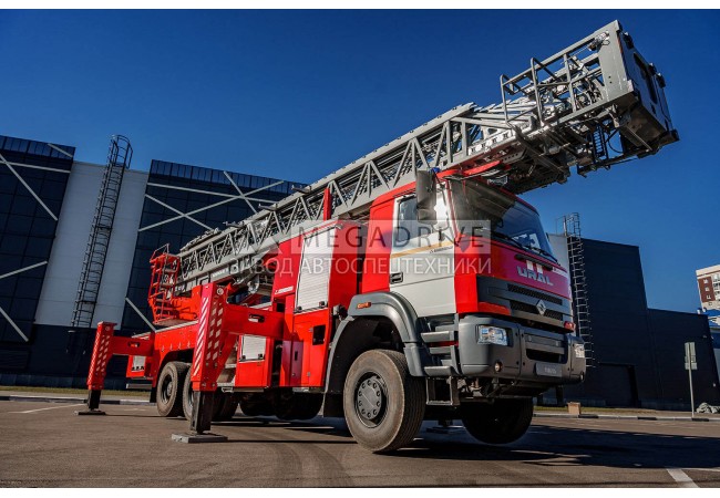 Автолестница АЛ-52(С35510) - автомобиль с высотой подъема 52 м, грузоподъемностью 2 т и максимальной рабочей нагрузкой 300 кг.   