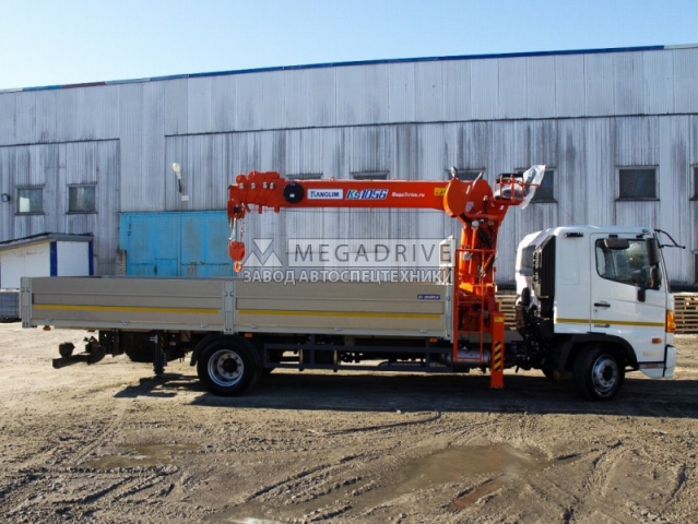 Манипулятор KANGLIM 1056 на шасси HINO 500 STA