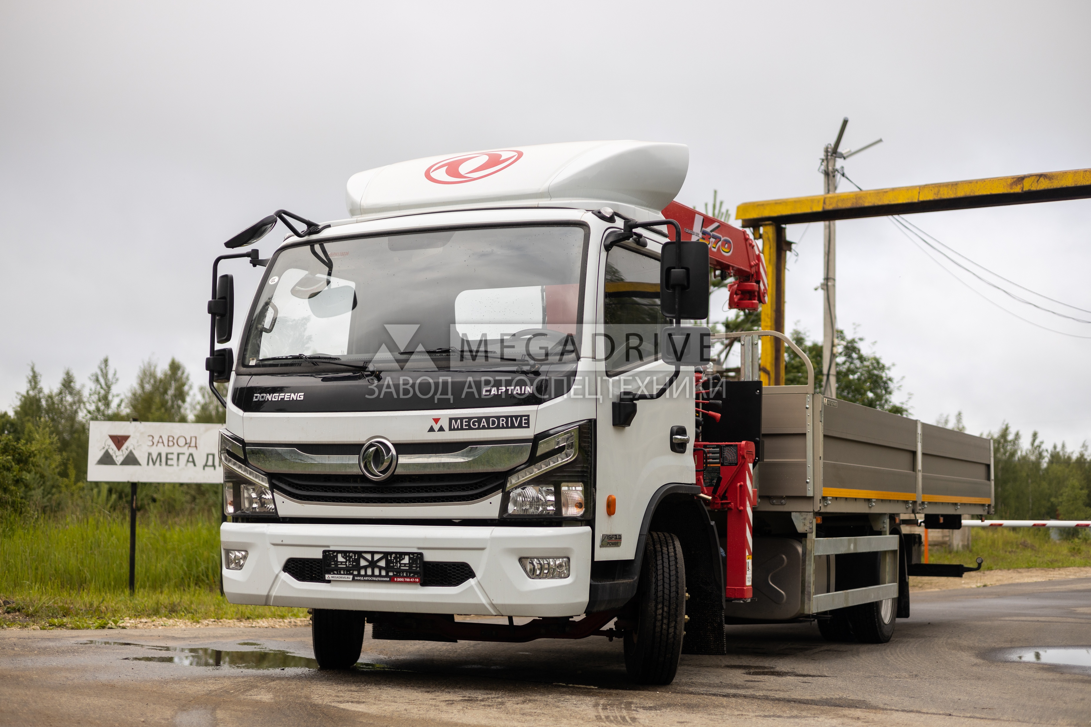 Манипулятор UNIC374 на шасси DongFeng C80L