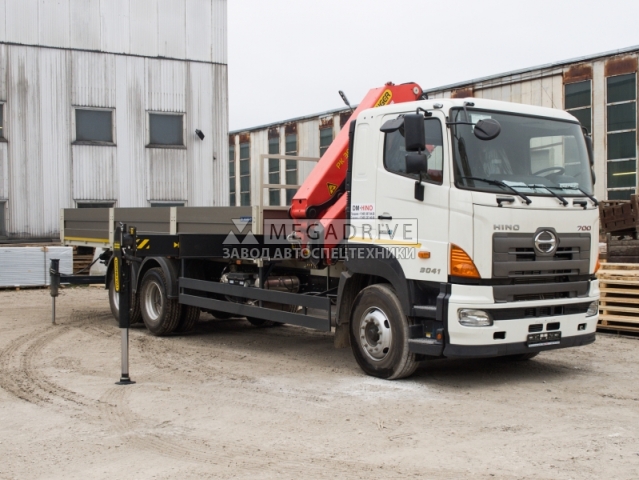 Манипулятор PALFINGER PK30002 на шасси HINO 700