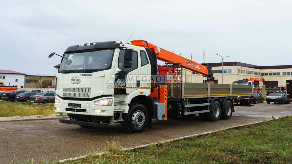 Манипулятор HANGIL HGC 1235 на шасси FAW 3250