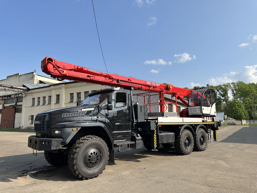 Автогидроподъемник ПCС 141.36Э на шасси УРАЛ NEXT 4320