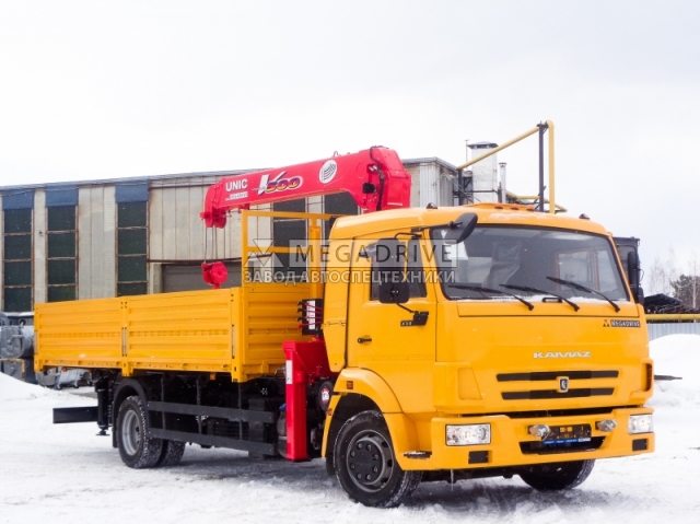 Манипулятор UNIC UR-V 504 на шасси КАМАЗ 4308