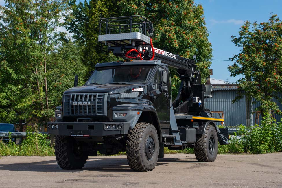 Автогидроподъемник ПCС 131.22Э на шасси УРАЛ NEXT 43206
