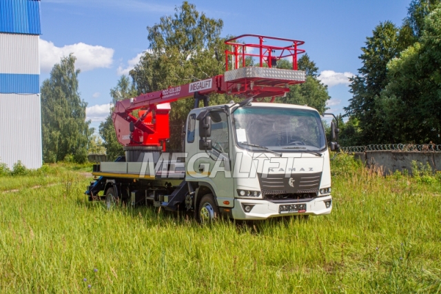 Автогидроподъемник ПСС-131.18Э на шасси КАМАЗ-КОМПАС 9
