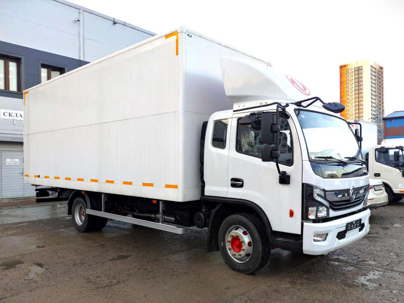 Фургон DONGFENG C120L Изотермический кузов