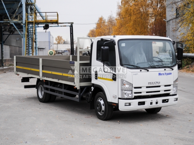 Бортовой автомобиль ISUZU NPR 75