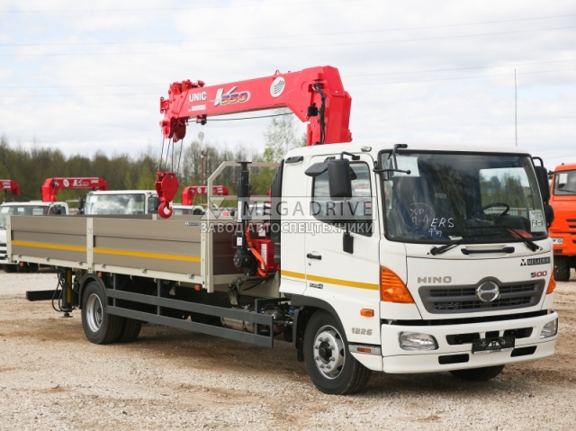 Манипулятор UNIC URV-554 на шасси HINO 500