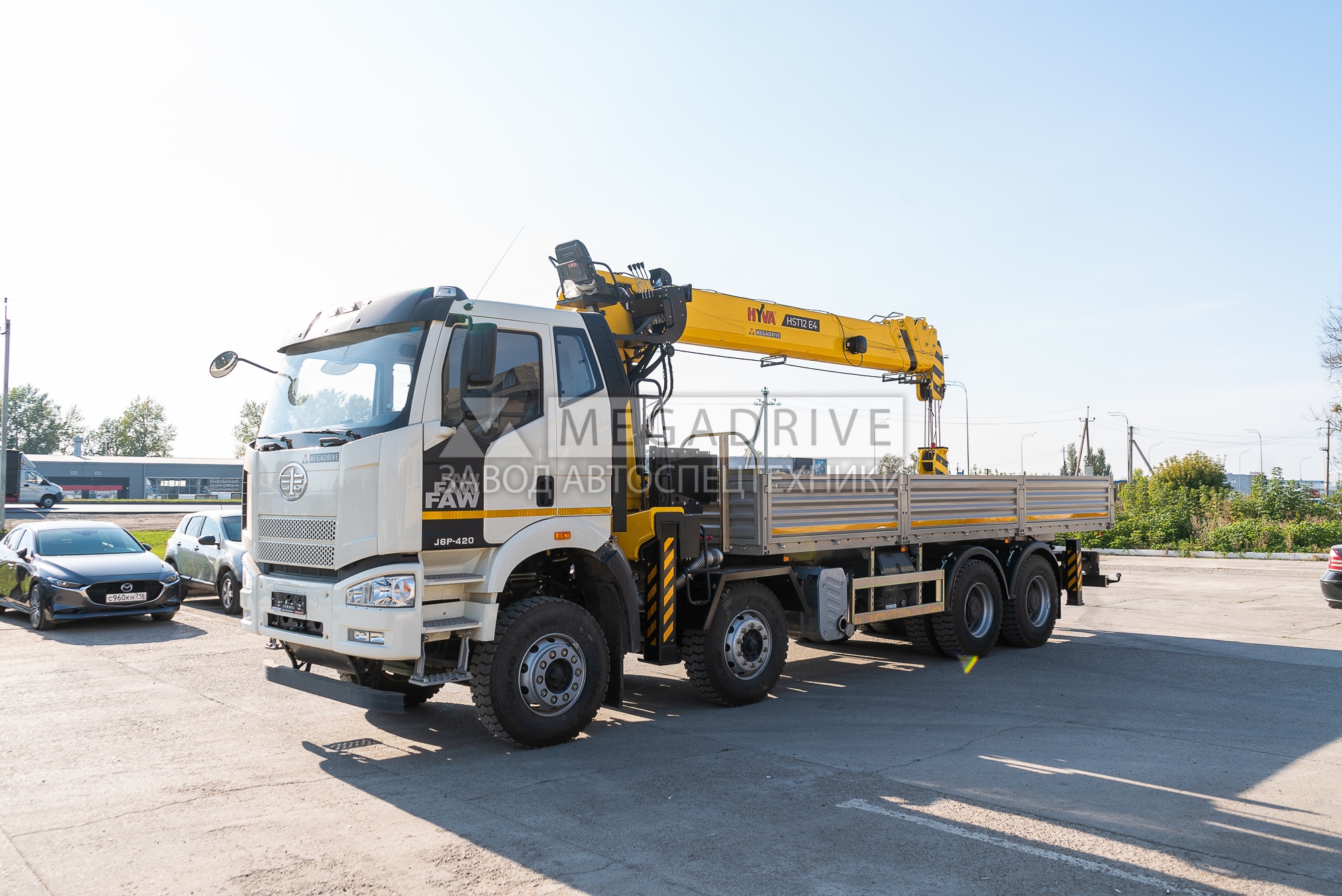 Манипулятор HYVA HST12E4 на шасси FAW 3310