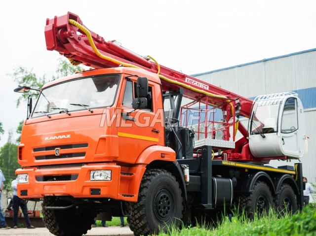 Автогидроподъемник ПСС-141.29Э на шасси КАМАЗ-43118 (с кабиной)