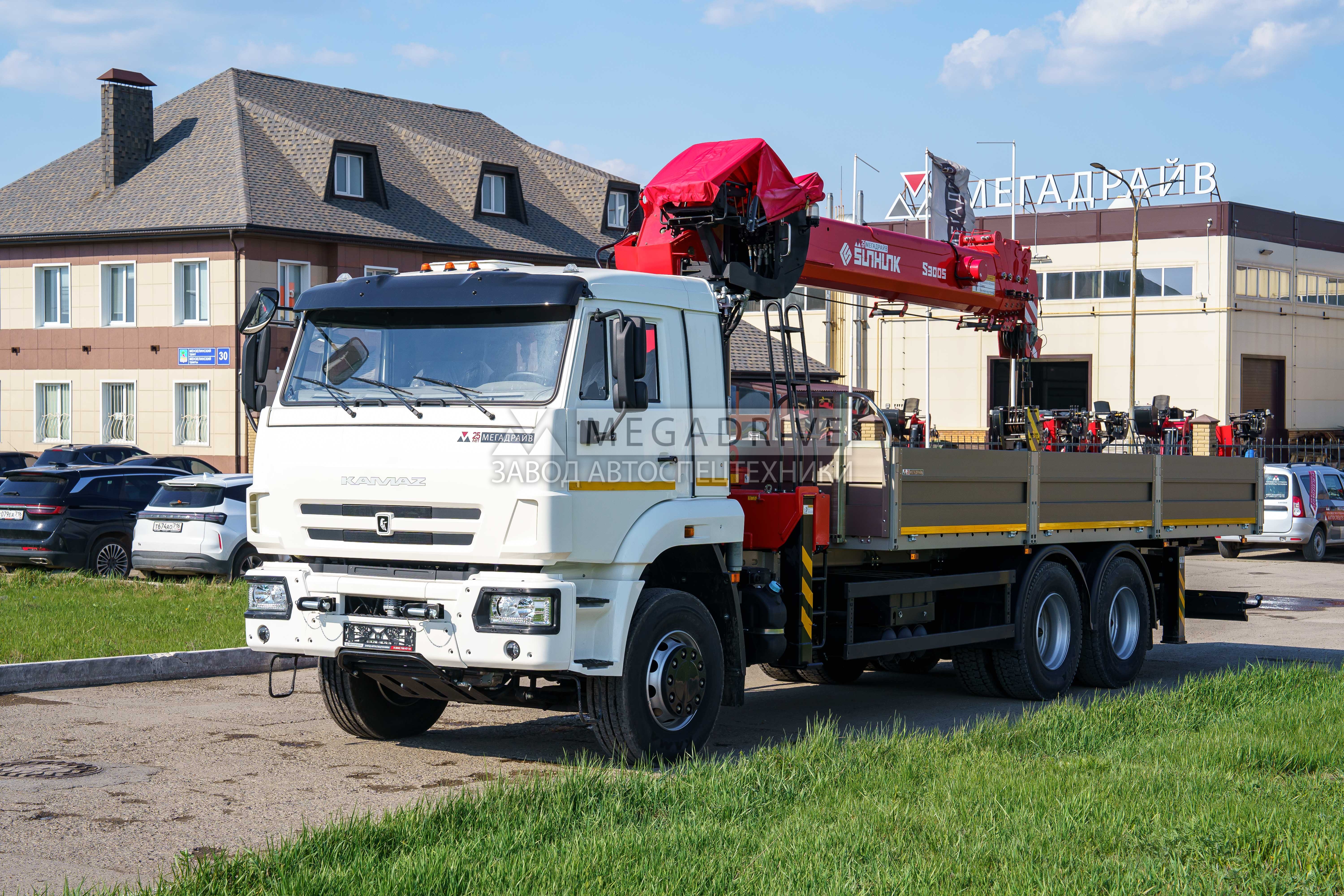 Манипулятор SUNHUNK S3005 на шасси КАМАЗ 65117-104020-49