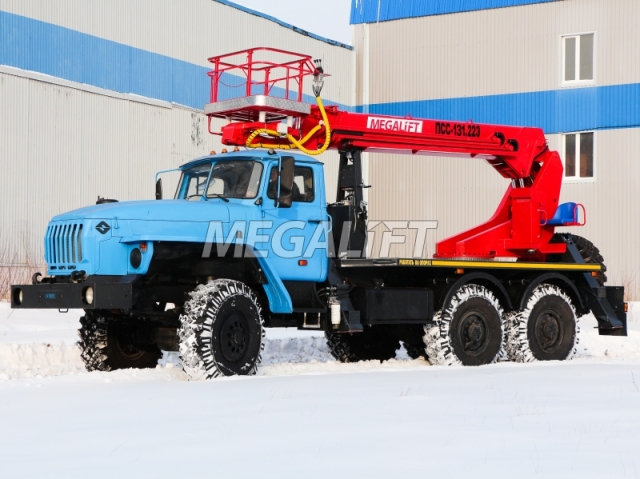Автогидроподъемник ПСС-131.22Э на шасси УРАЛ 4320