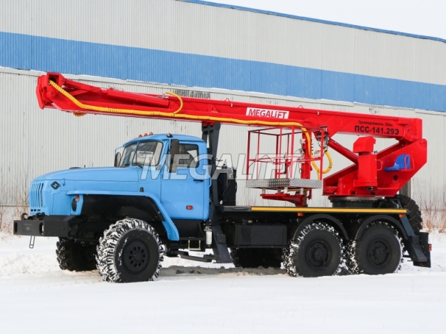 Автогидроподъемник ПСС-141.29Э на шасси УРАЛ 4320