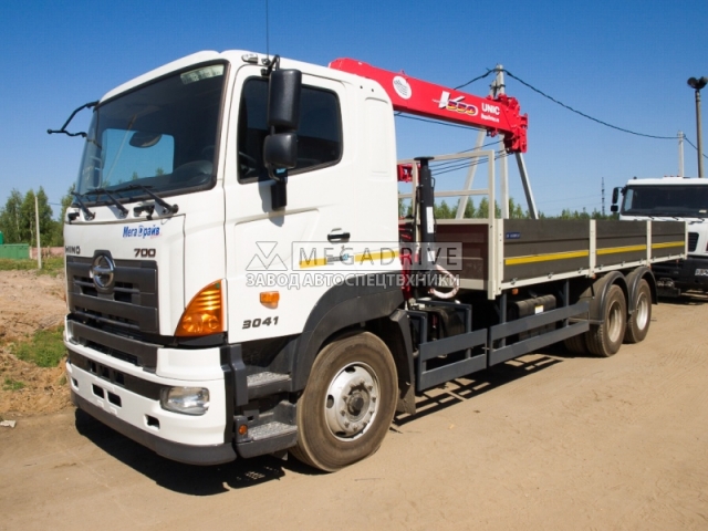 Манипулятор UNIC URV-554 на шасси HINO 700