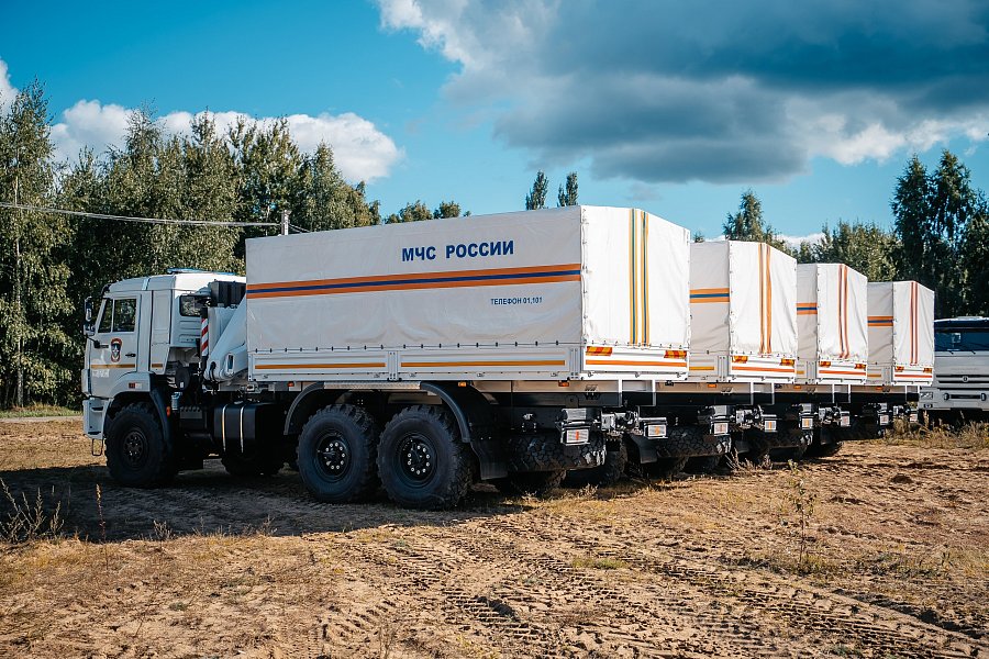 Отгрузка для МЧС: манипулятор ГАЛИЧАНИН-12К на шасси КАМАЗ 43118 