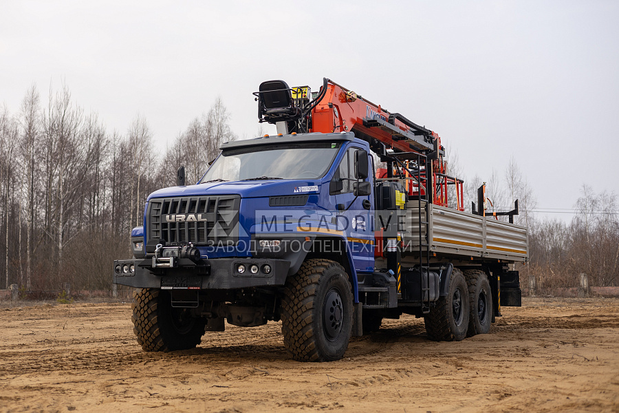 Манипулятор KANGLIM KS2056 на шасси УРАЛ NEXT 4320 с буром (БМ)