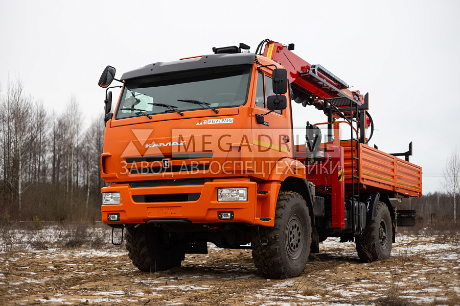Манипулятор УММ 816Т на шасси КАМАЗ 43502 с буром (БМ)